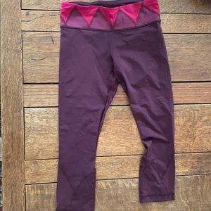 Lululemon Run Inspire Crop II size 6